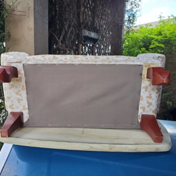 Mickey Pet Couch - Picture 3 of 7